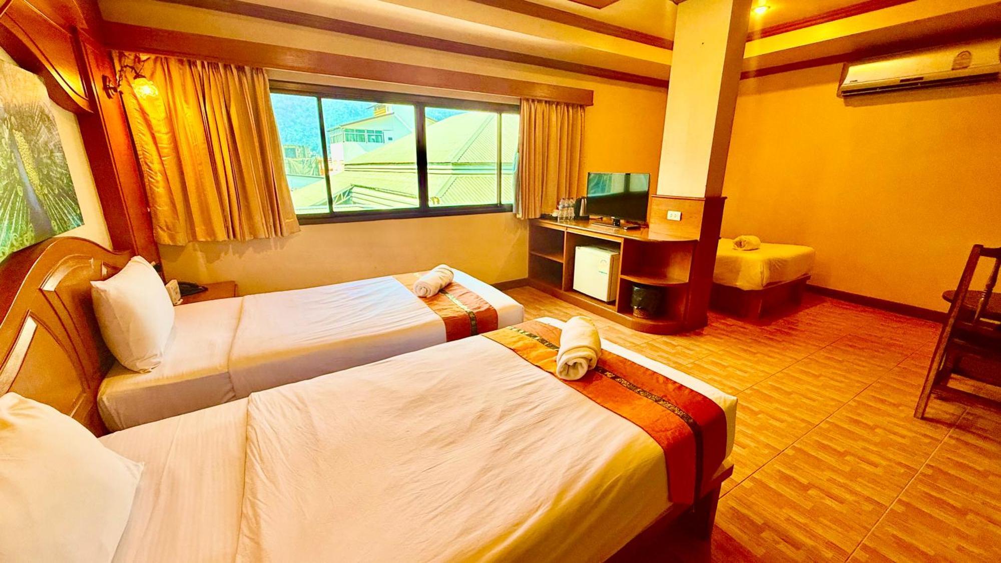 Hotel Tiger Lounge Patong