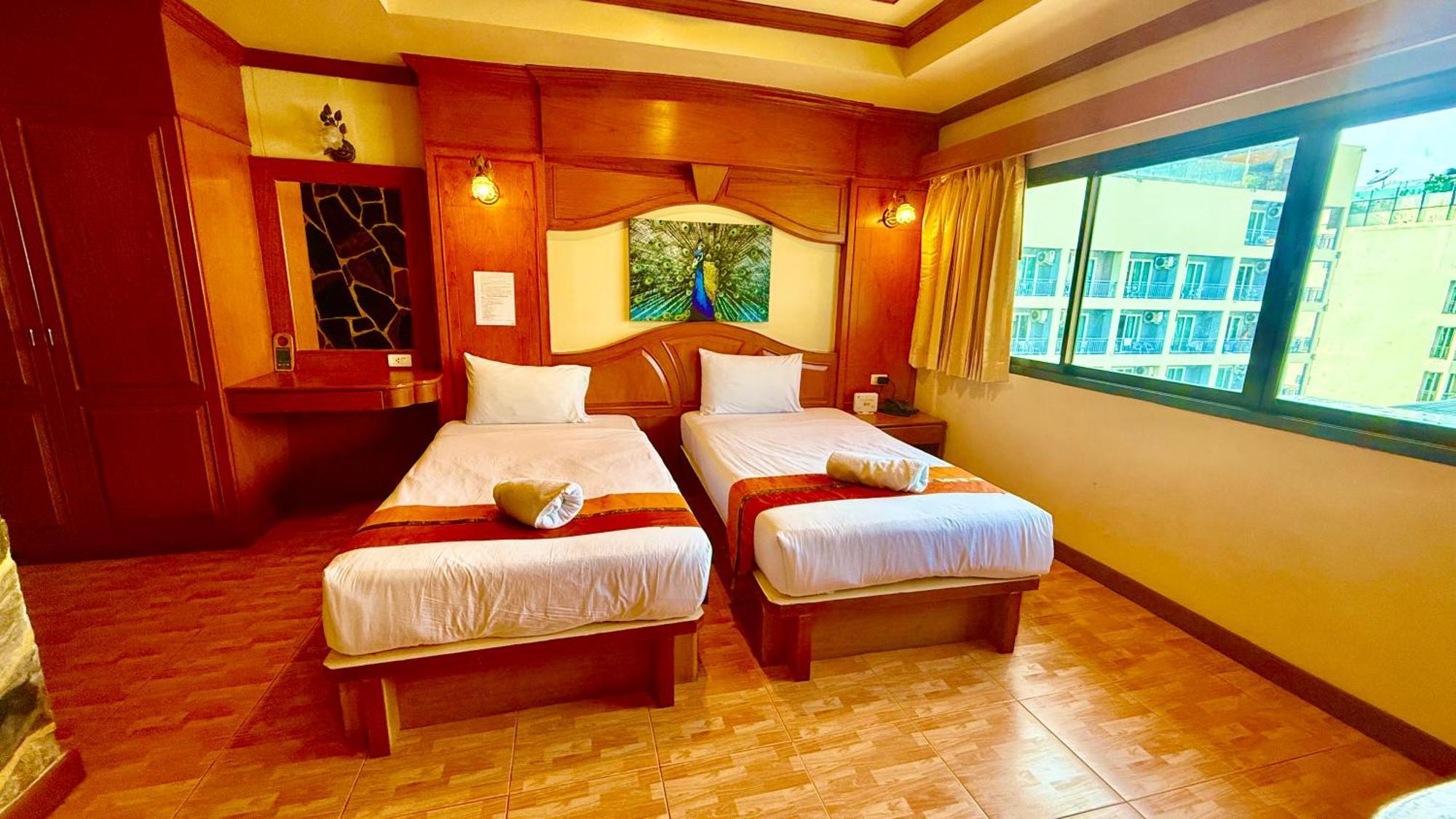 Tiger Lounge 3* Patong