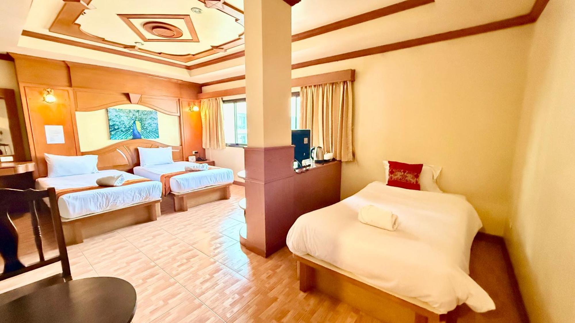 Hotel Tiger Lounge Patong